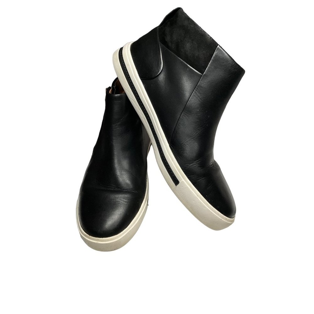 Clark’s Black Booties Size 9M Side Zip